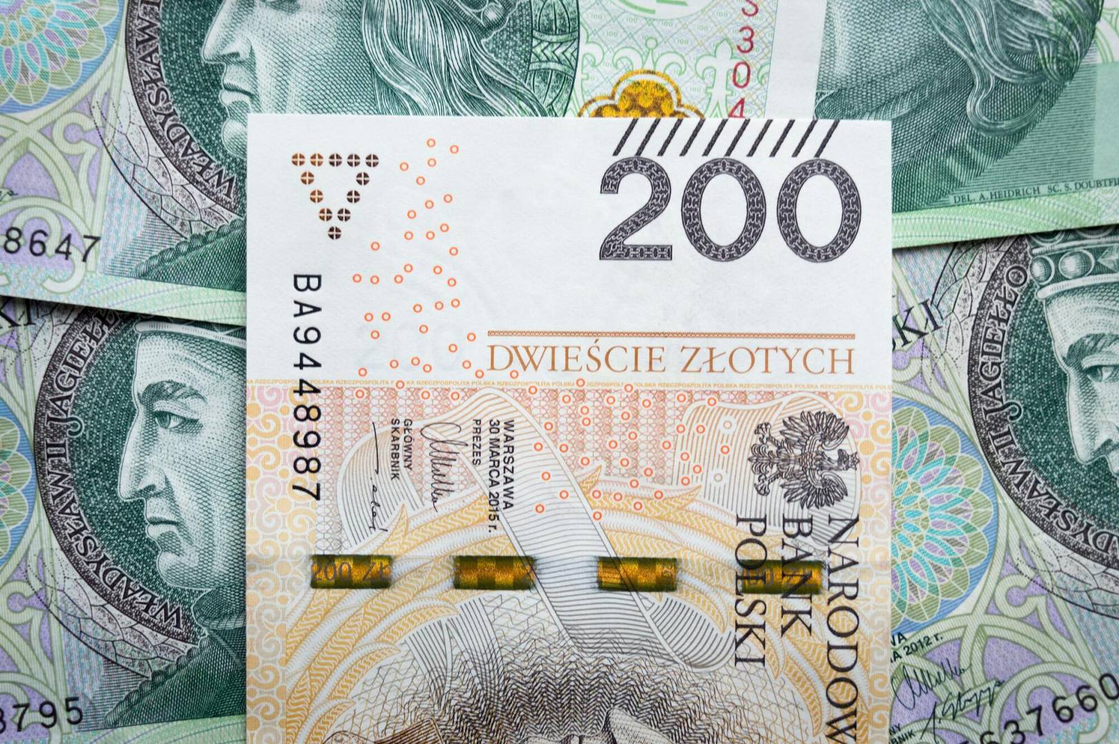 Fotowoltaika dla rolnika - jakie pieniądze można uzyskać